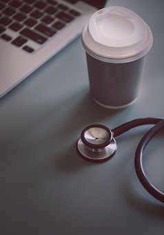 Vitamin E může zpomalit rozvoj Alzheimerovy nemoci