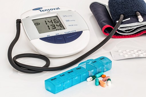 Chcete opravdu snížit krevní tlak? Samotné užívání léků nestačí…