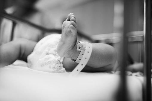 Nový rekord - Indka porodila v 7 letech zdravé dítě